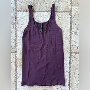 Aritzia Babaton form-fitting tank top.